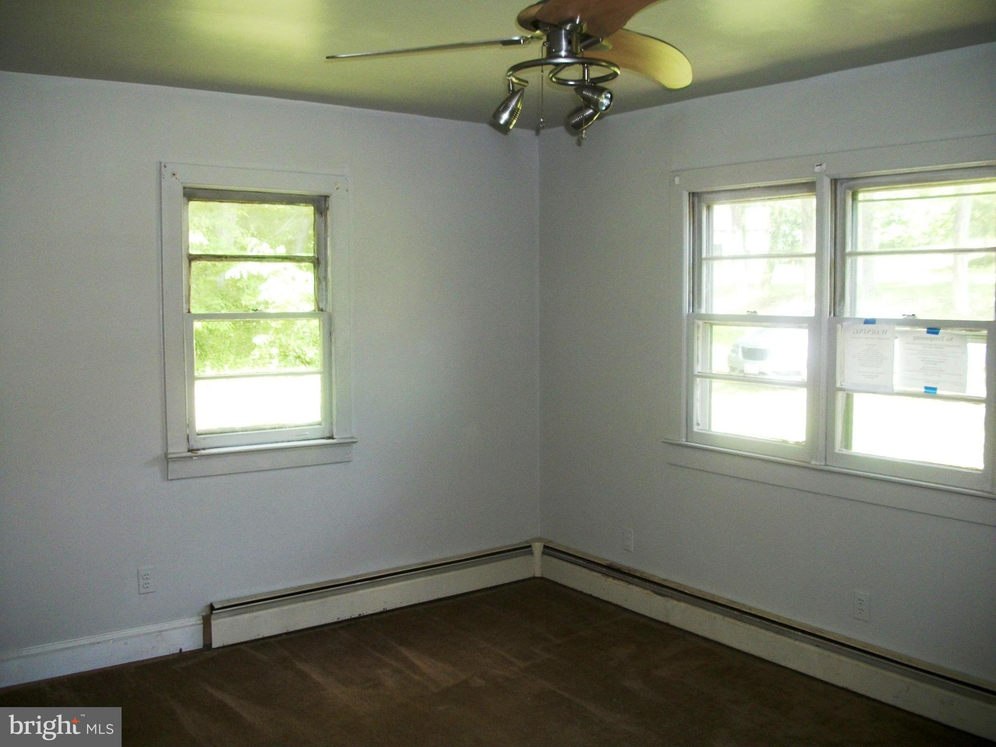 42151 Blacksmith Shop Road Leonardtown, MD 20650 - Photo 5 of 8 Living Room