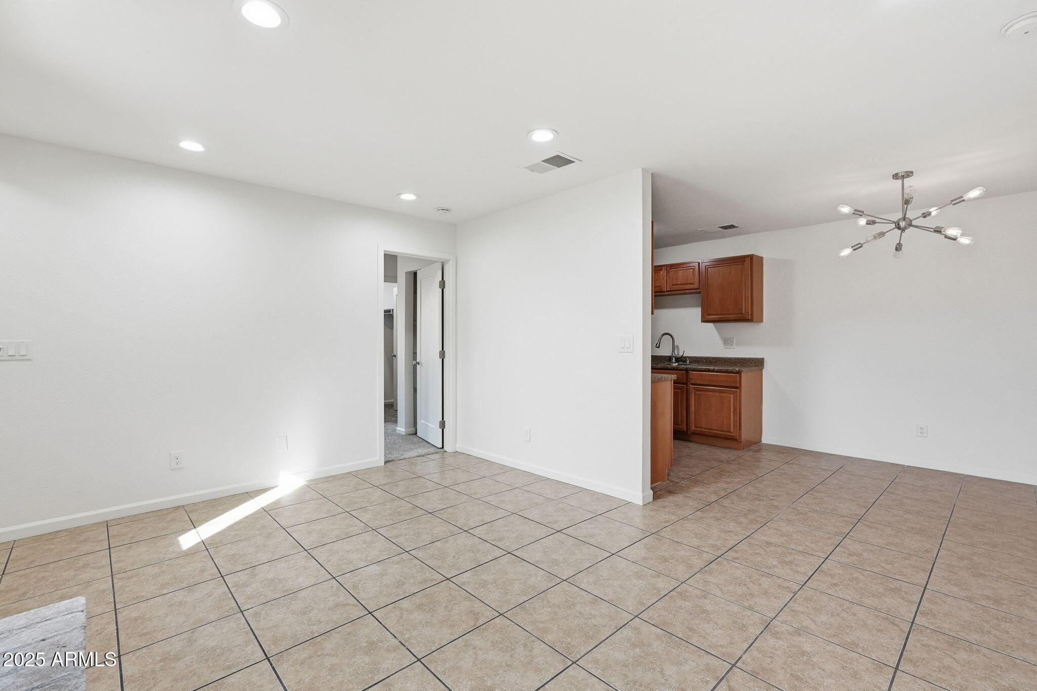 3511 East Baseline Road, Unit 1014 Phoenix, AZ 85042 - Photo 6 of 24 006_ListerPros