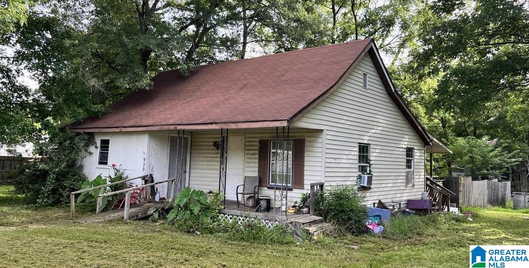 939 Main Street Sylacauga, AL 35150 - Photo 1 of 1