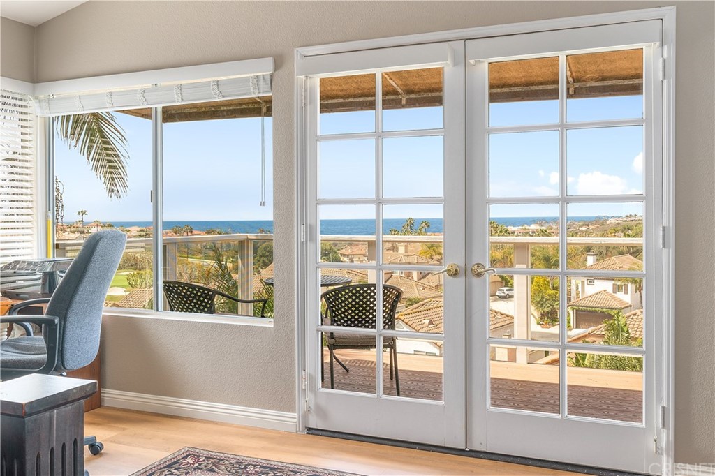 33 Dauphin Dana Point, CA 92629 - Photo 30 of 66