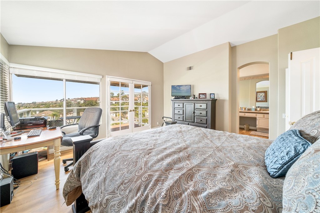 33 Dauphin Dana Point, CA 92629 - Photo 32 of 66