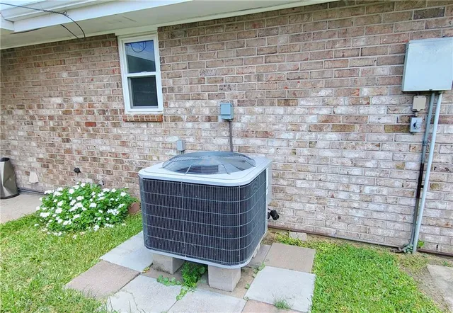 $2,300 | 323 Ormond Village Drive, Destrehan, LA 70047