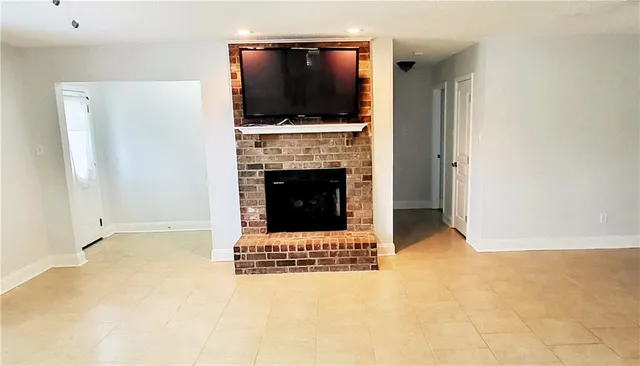 $2,300 | 323 Ormond Village Drive, Destrehan, LA 70047