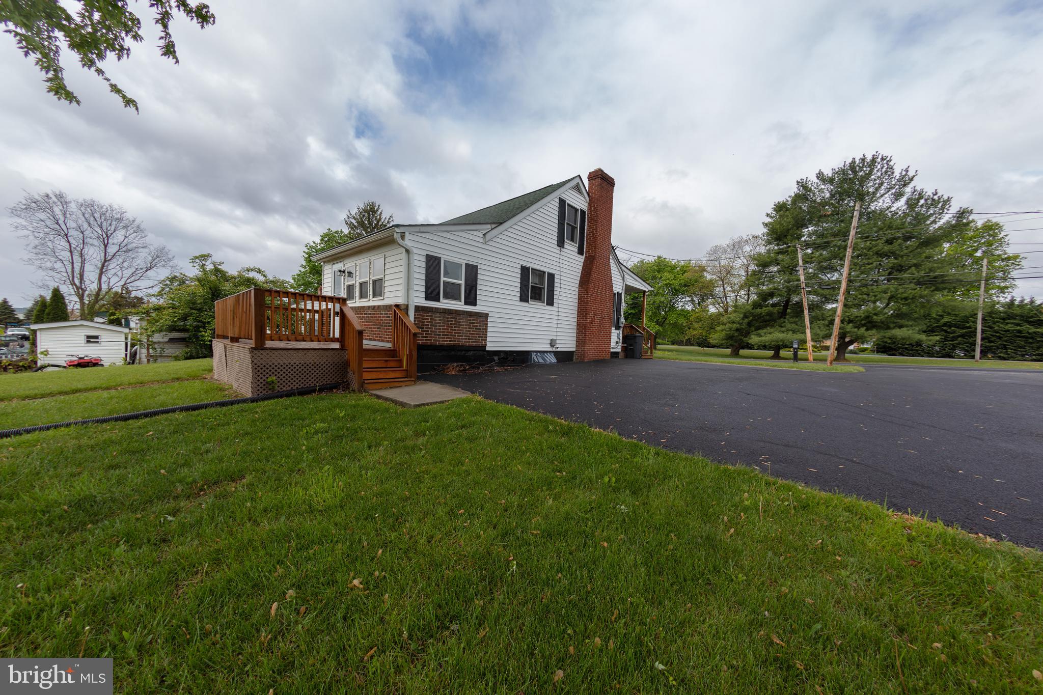 428 Welltown Road Winchester, VA 22603 - Photo 4 of 35 Rear Side