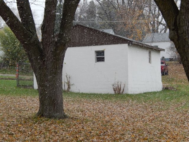 3130 Telegraph Road Davenport, IA 52804 - Photo 3 of 4 Gallery Image 3