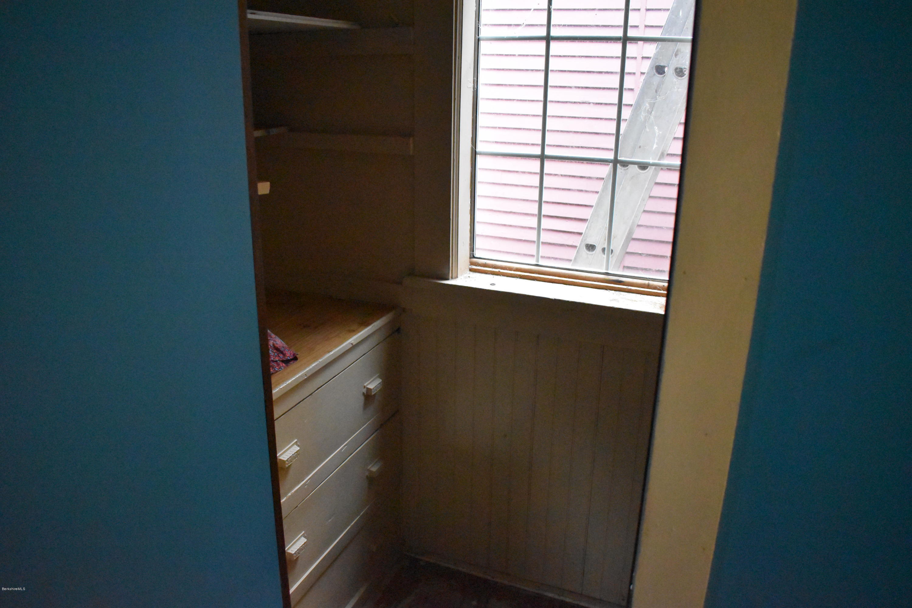 874 North Hoosac Road Williamstown, MA 01267 - Photo 13 of 50 Studio closet
