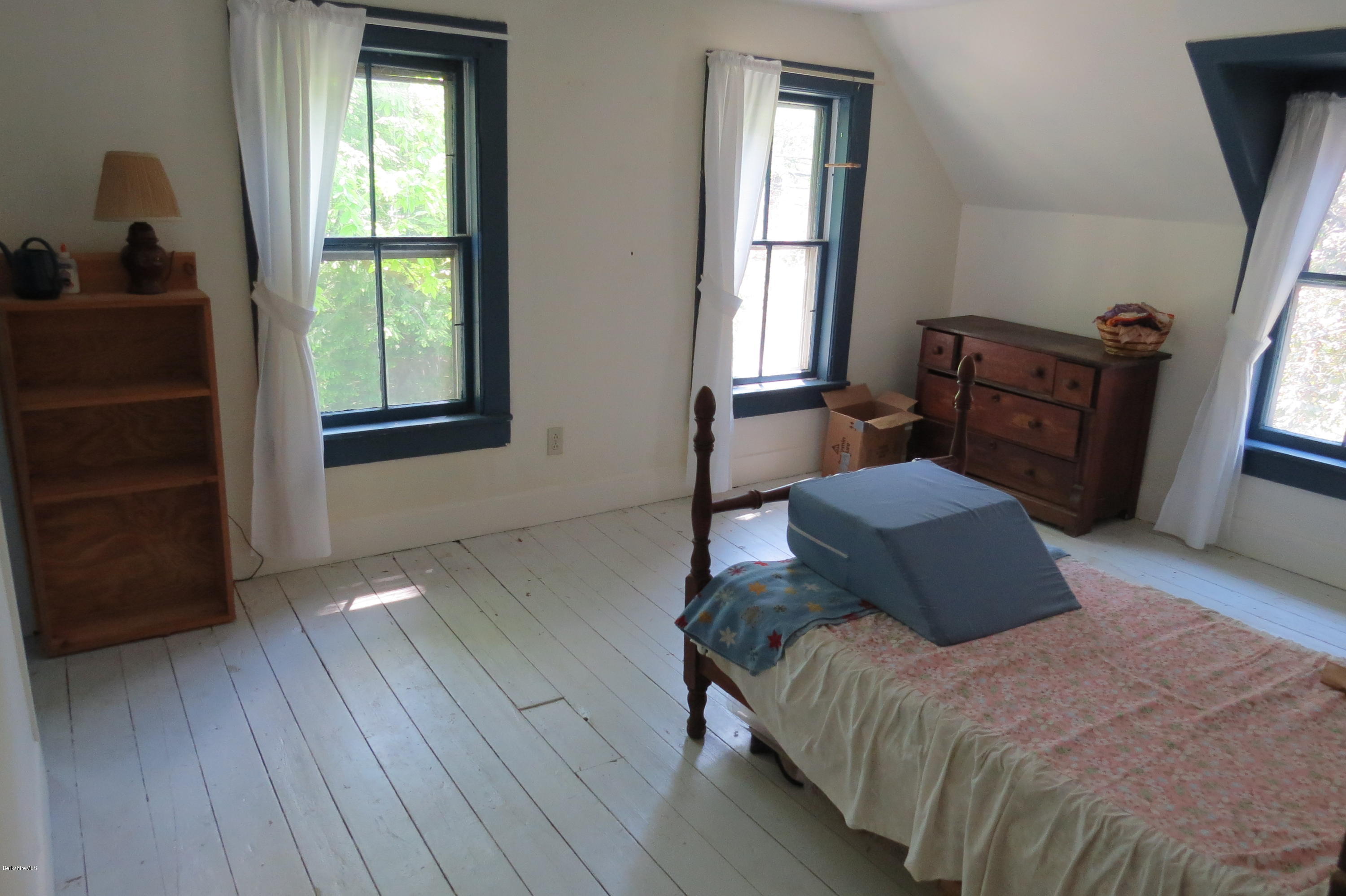 874 North Hoosac Road Williamstown, MA 01267 - Photo 16 of 50 Master Bedroom