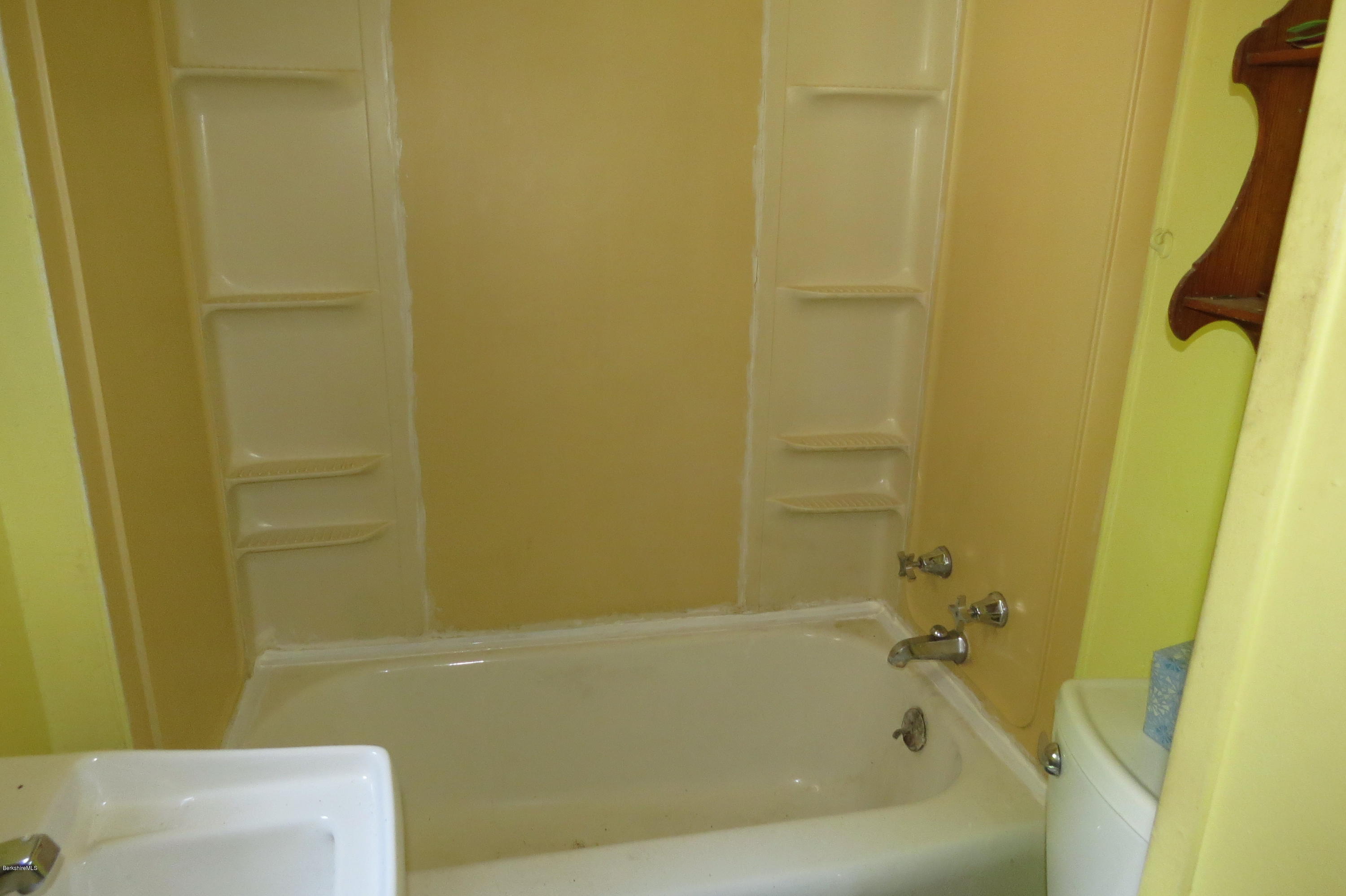874 North Hoosac Road Williamstown, MA 01267 - Photo 22 of 50 IMG_7744