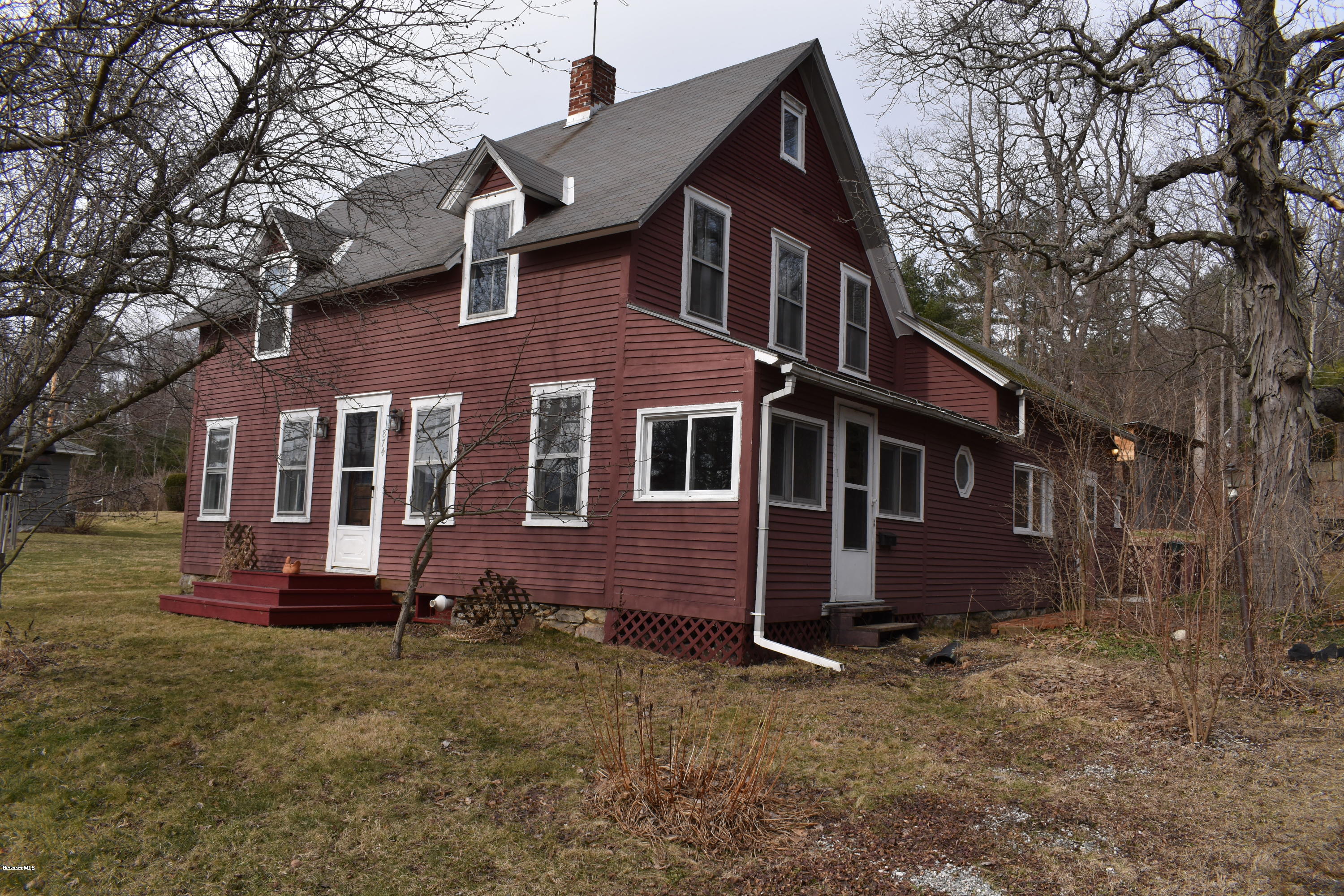 874 North Hoosac Road Williamstown, MA 01267 - Photo 45 of 50 Front Right Side View