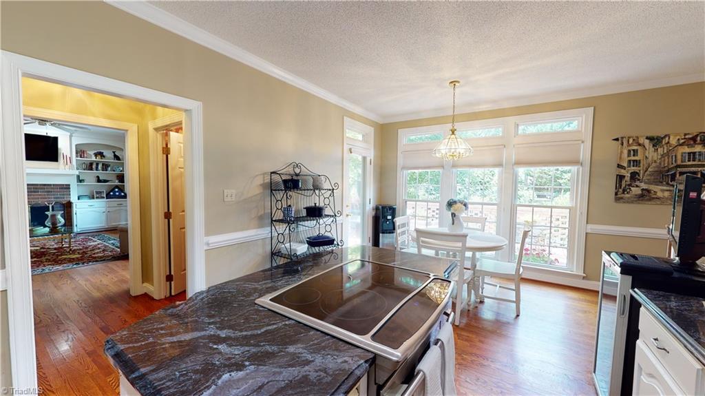 4000 Rockingham Road South Greensboro, NC 27407 - Photo 15 of 26 Kitchen