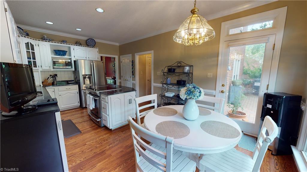 4000 Rockingham Road South Greensboro, NC 27407 - Photo 16 of 26 Kitchen