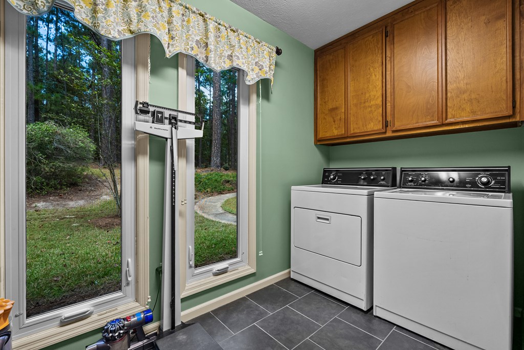 7023 Cartledge Road Box Springs, GA 31801 - Photo 21 of 44 Laundry Room