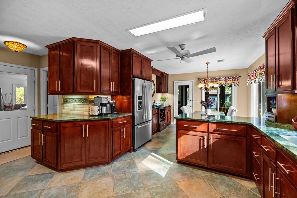 7023 Cartledge Road Box Springs, GA 31801 - Photo 33 of 44 Undercabinet Lighting in kitchen