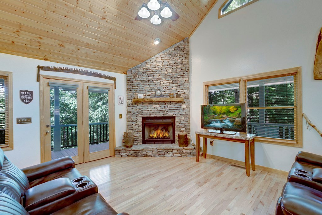 252 Dew Drop Lane Murphy, NC 28906 - Photo 18 of 45