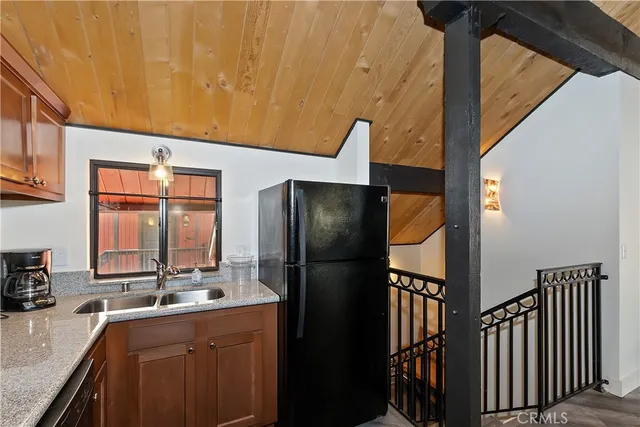 $624,900 | 41935 Switzerland Drive, Unit 100, Big Bear Lake, CA 92315