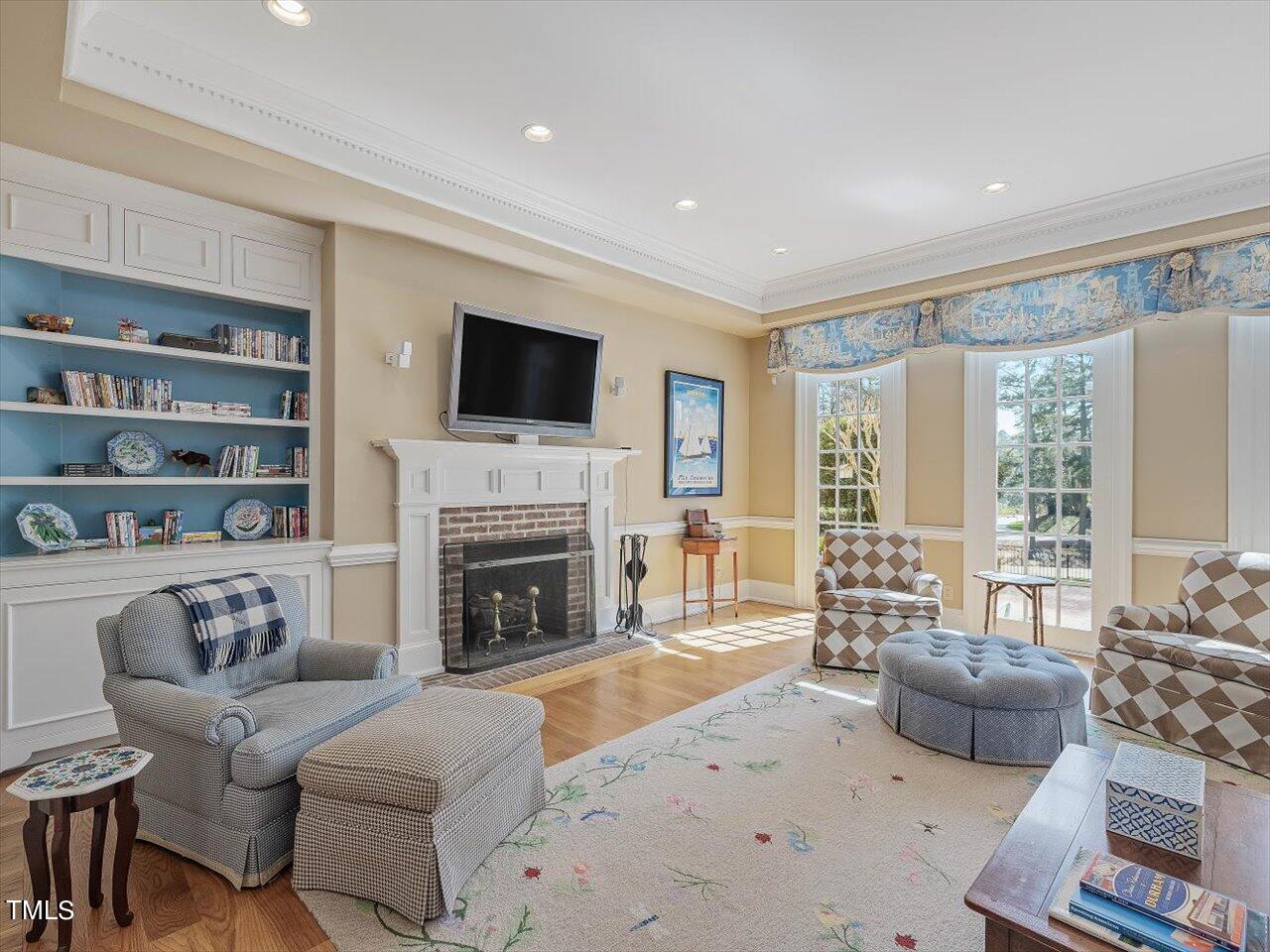 3313 Devon Road Durham, NC 27707 - Photo 20 of 83 040-Family Room