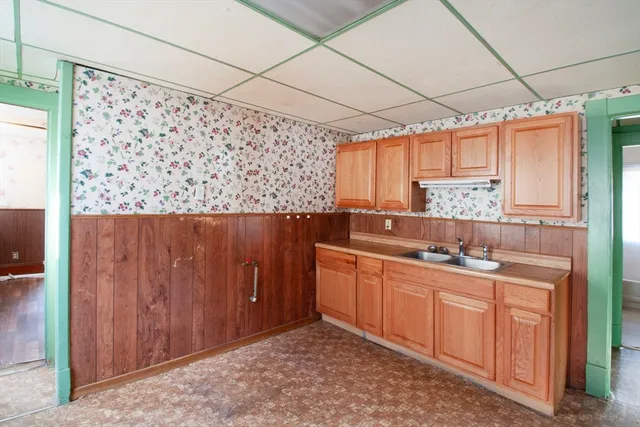 $330,000 | 39-41 Malden Street, Springfield, MA 01108