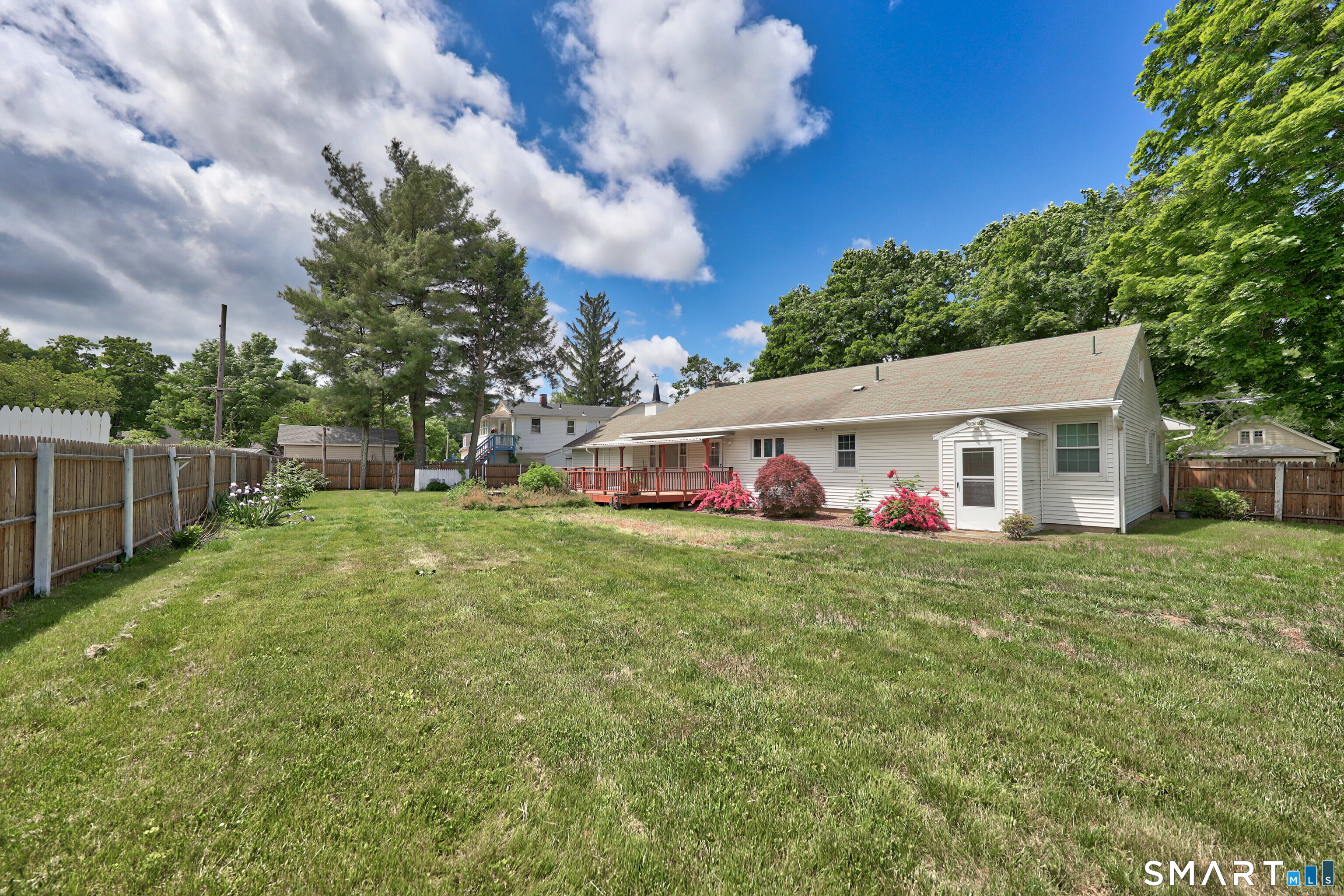 676 Woodtick Road Waterbury, CT 06705 - Photo 21 of 30