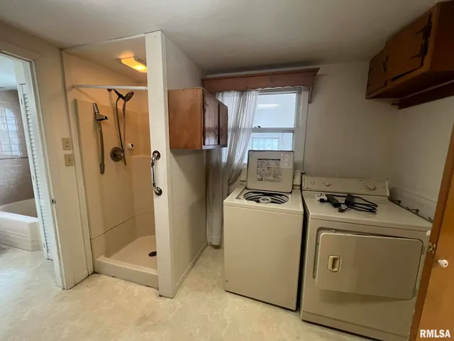 $94,000 | 105 East Fillmore Street, Sciota, IL 61475