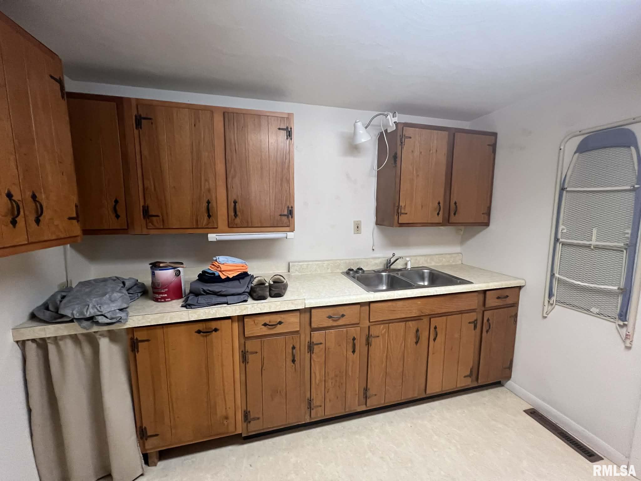 105 East Fillmore Street Sciota, IL 61475 - Photo 17 of 19