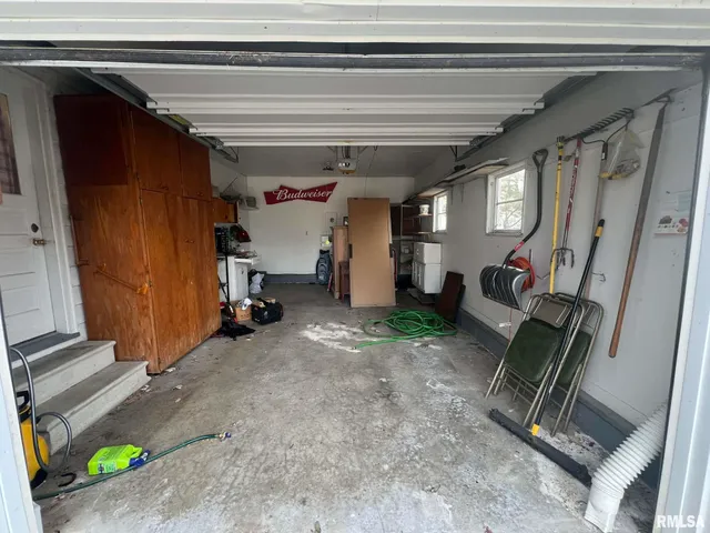 $94,000 | 105 East Fillmore Street, Sciota, IL 61475