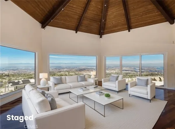 $2,250,000 | 3311 Crownview Drive, Rancho Palos Verdes, CA 90275