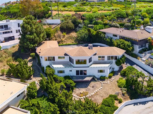 $2,250,000 | 3311 Crownview Drive, Rancho Palos Verdes, CA 90275