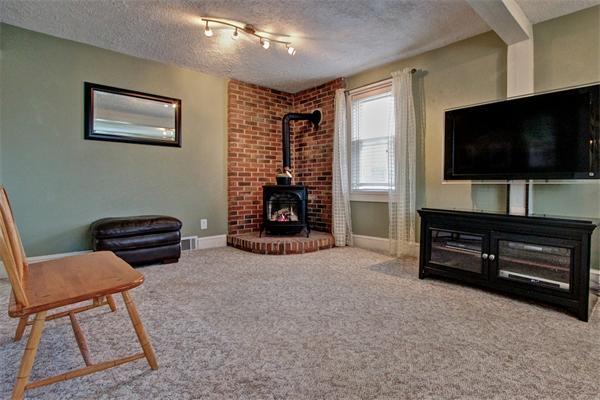 132 Prospect Street Ashland, MA 01721 - Photo 15 of 28