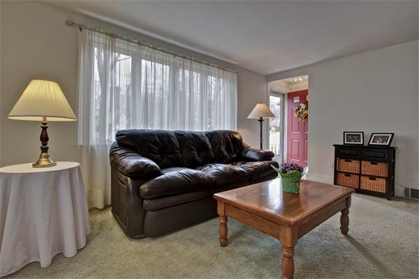 132 Prospect Street Ashland, MA 01721 - Photo 8 of 28