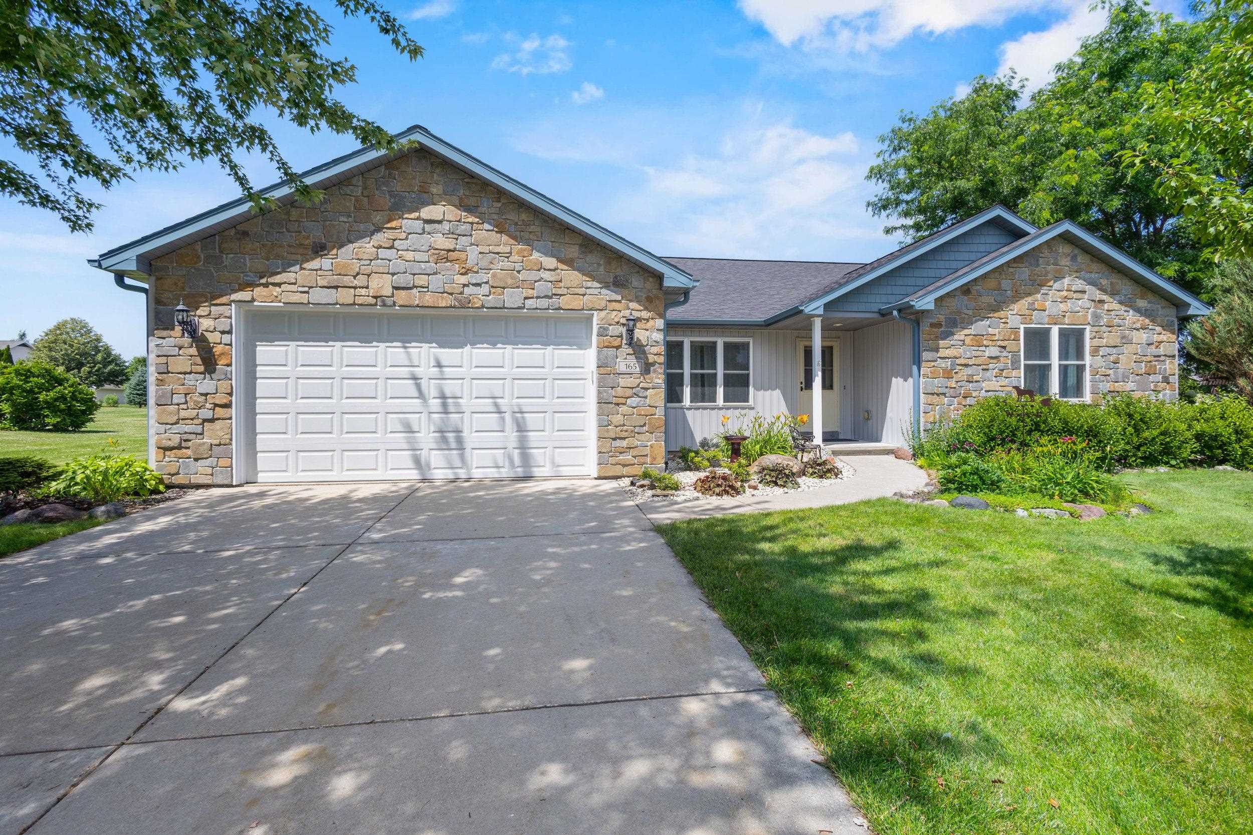 165 Deer Run Drive Fall River, WI 53932 - Photo 4 of 80