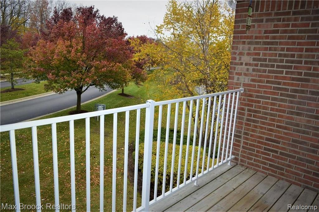 13442 Forest Ridge Boulevard, Unit 176 Sterling Heights, MI 48313 - Photo 19 of 26