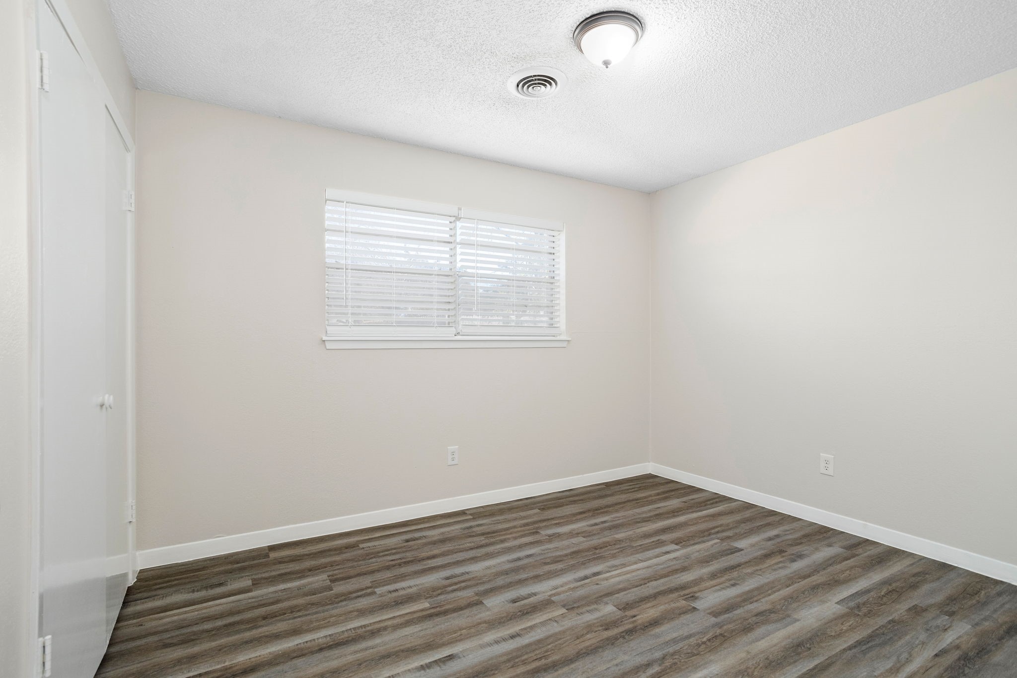 118 Johnson Street, Unit B La Marque, TX 77568 - Photo 11 of 19