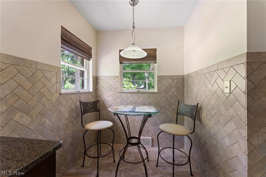 4776 Canfield Road Canfield, OH 44406 - Photo 10 of 34 Gallery Image 10