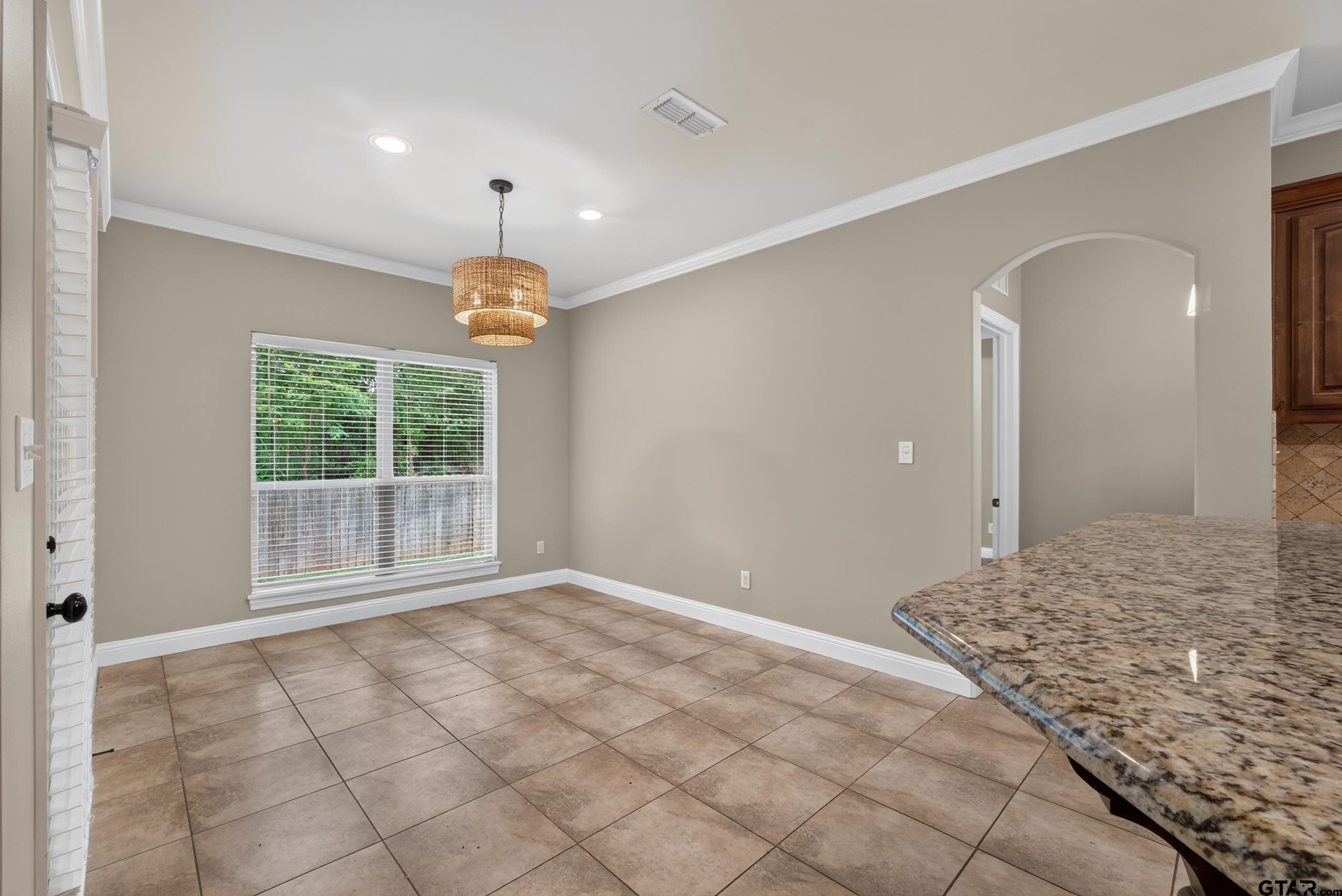 811 Rugby Lane Whitehouse, TX 75791 - Photo 10 of 27