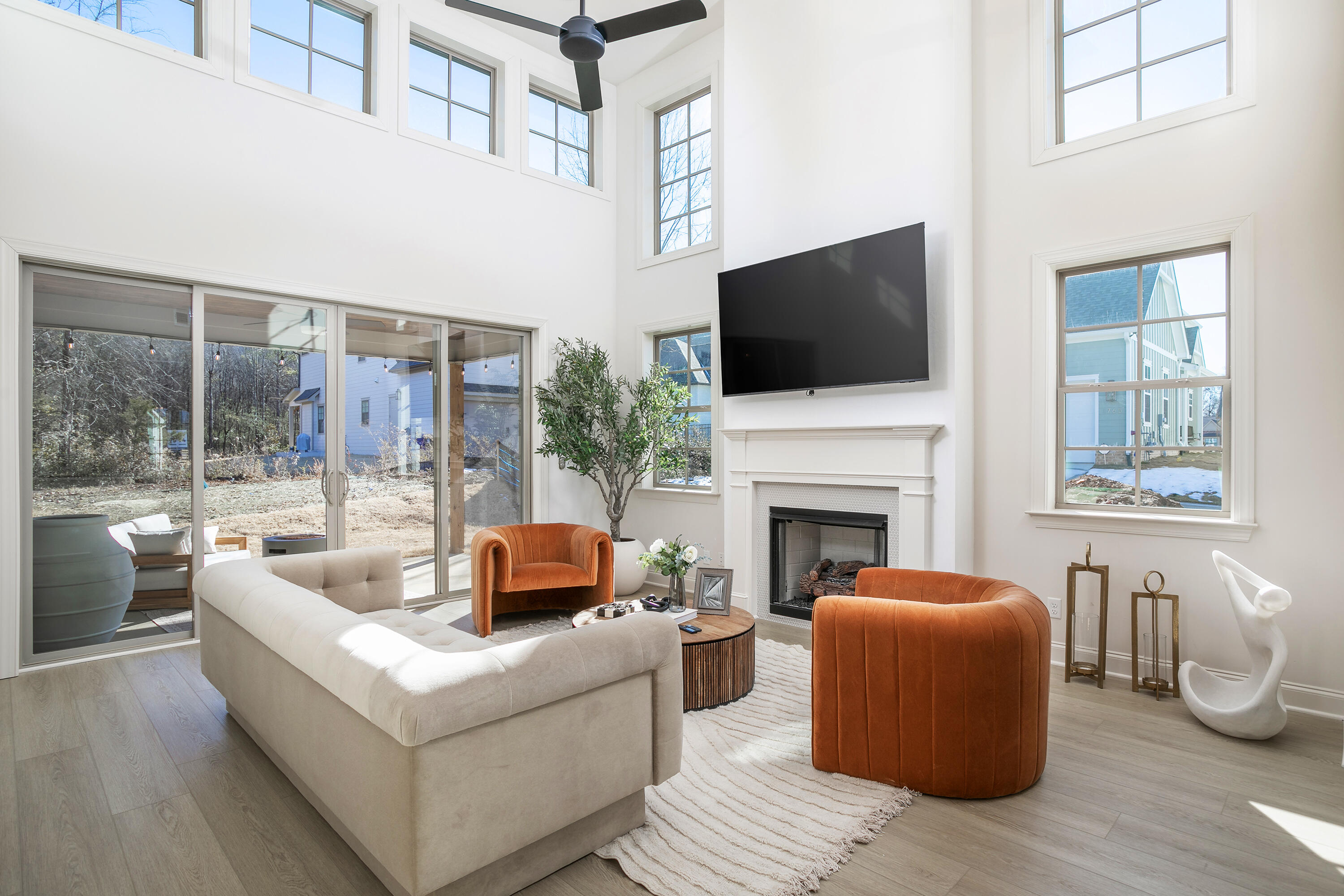 1399 Little Sorrel Road Hixson, TN 37343 - Photo 11 of 35 2-Story Living Room