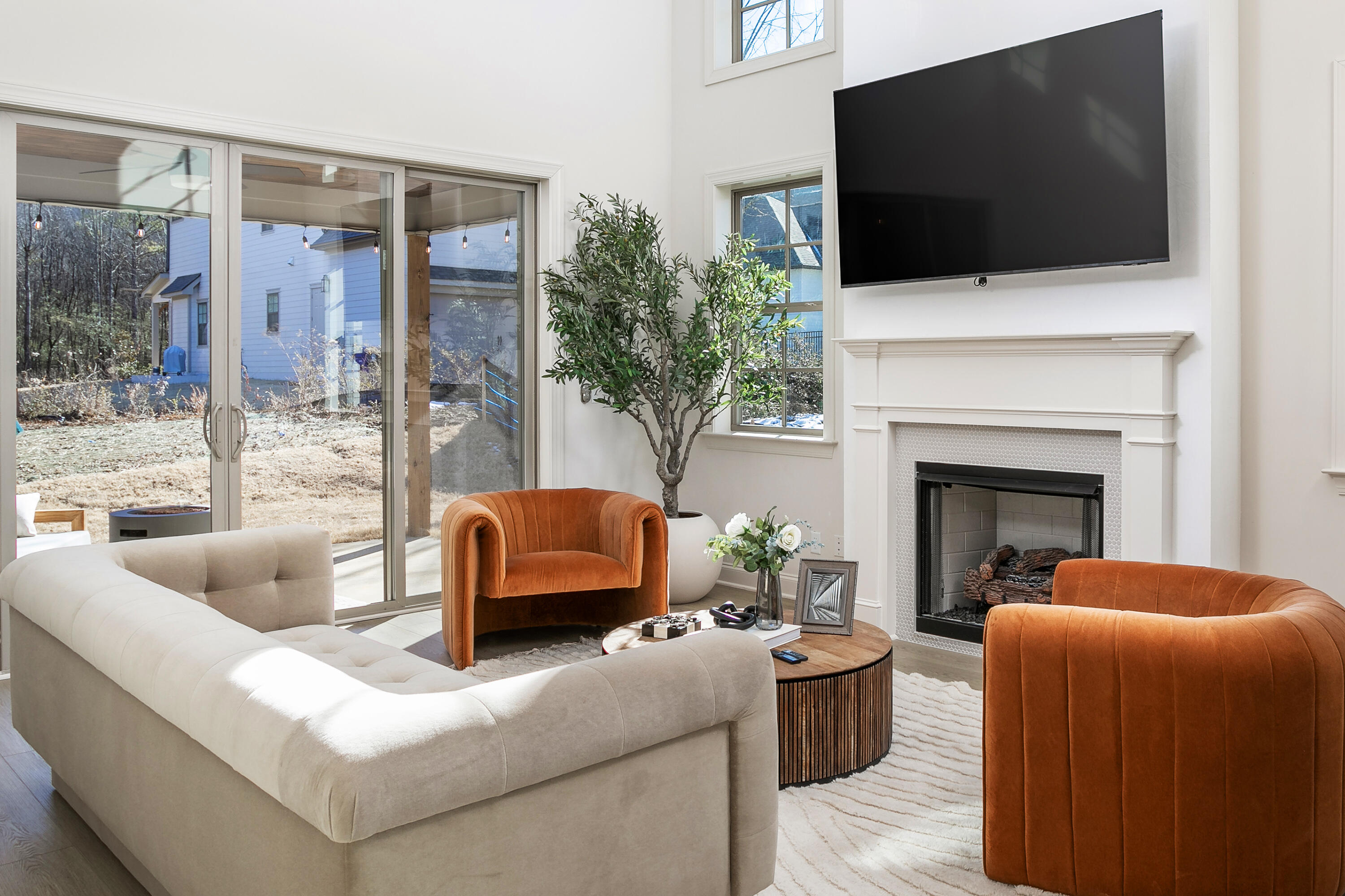 1399 Little Sorrel Road Hixson, TN 37343 - Photo 13 of 35 Living Room