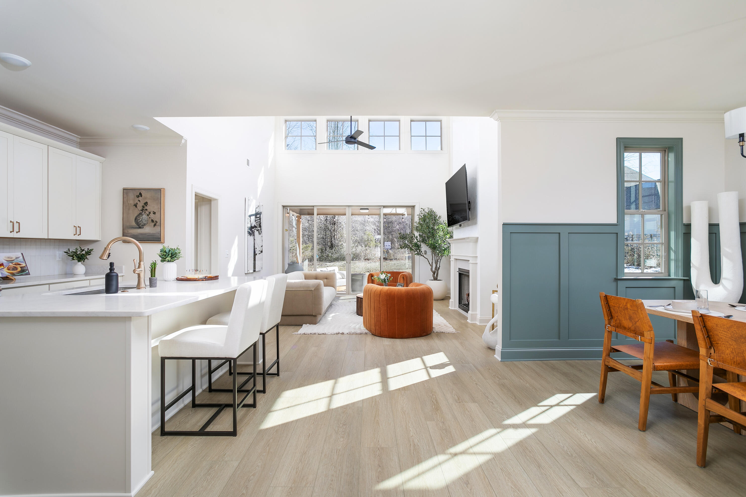 1399 Little Sorrel Road Hixson, TN 37343 - Photo 2 of 35 Living and Dining Room