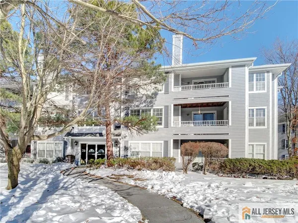 $2,450 | 2611 Candlelight Court, Unit 2611, Helmetta, NJ 08828