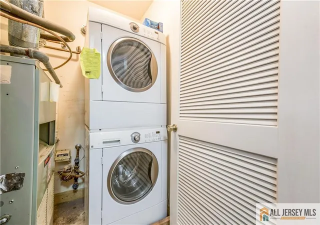 $2,550 | 2611 Candlelight Court, Unit 2611, Helmetta, NJ 08828