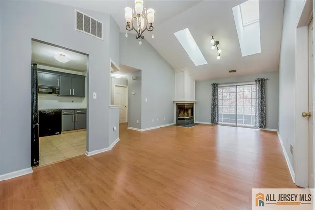 $2,550 | 2611 Candlelight Court, Unit 2611, Helmetta, NJ 08828