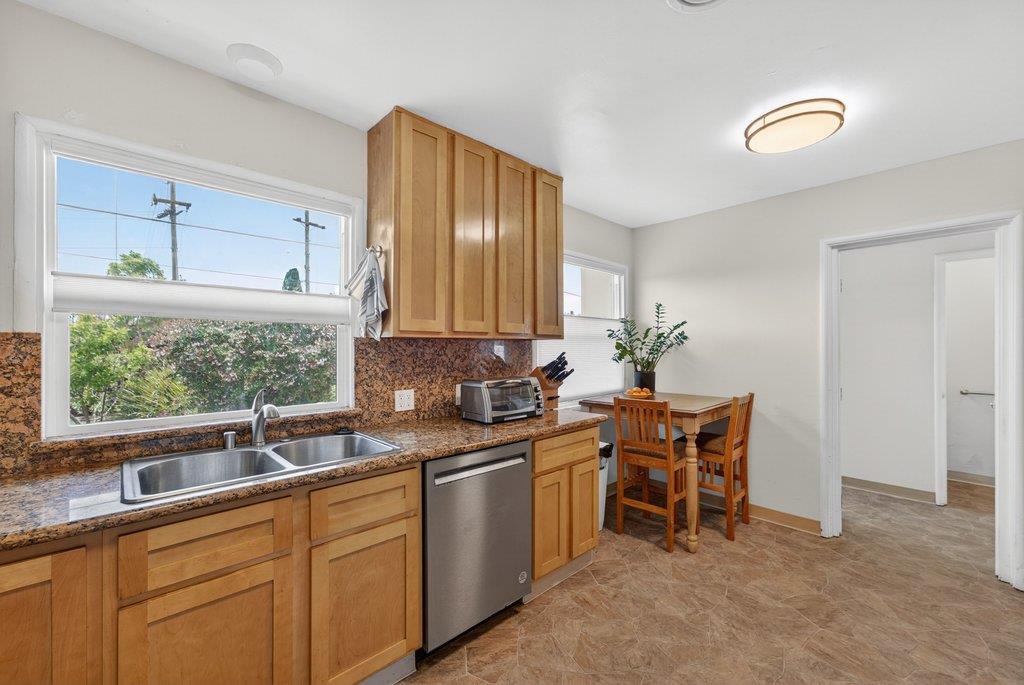 546 Green Valley Road Watsonville, CA 95076 - Photo 15 of 54