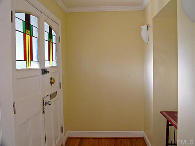 1919 Highland Place Raleigh, NC 27607 - Photo 2 of 19 a bathroom with a shower