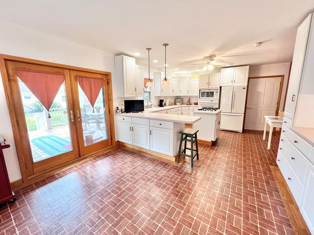 64 Railroad Avenue Roulette, PA 16746 - Photo 6 of 74 Gallery Image 6
