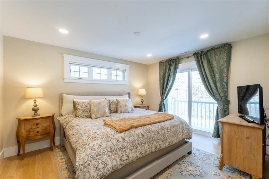 401 Albemarle Road, Unit 2 Newton, MA 02460 - Photo 14 of 41 Gallery Image 14