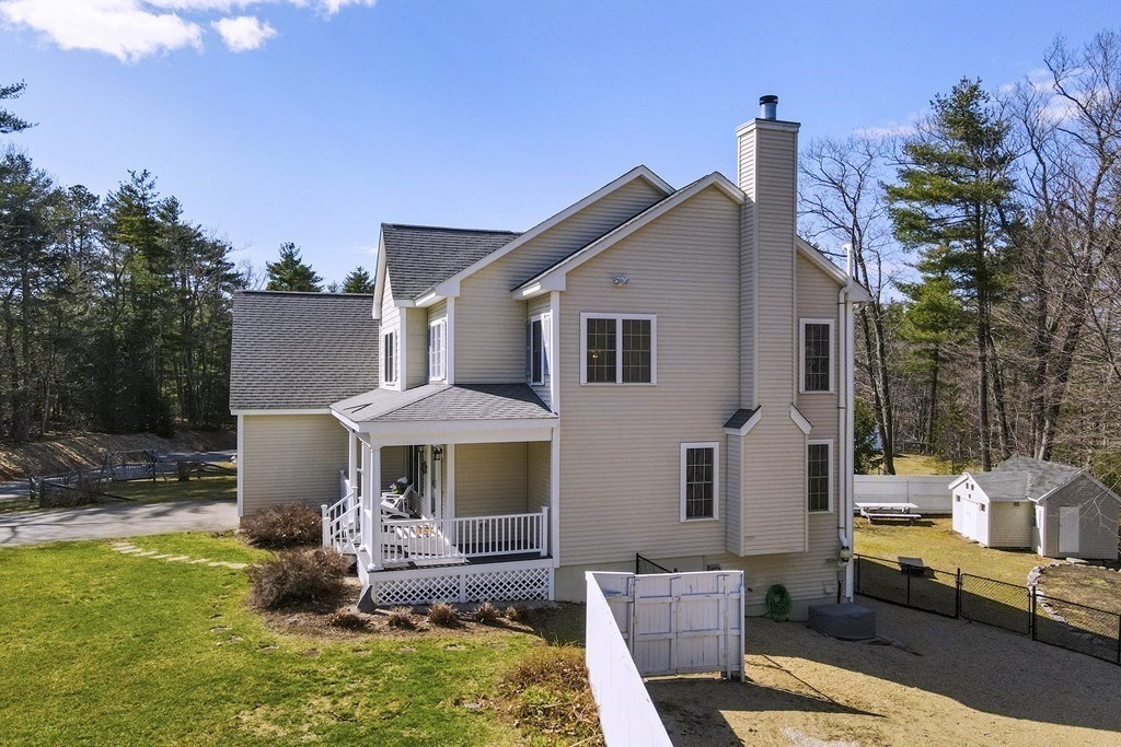 95 Lunenburg Road Townsend, MA 01474 - Photo 29 of 42 a front view of a house with garden