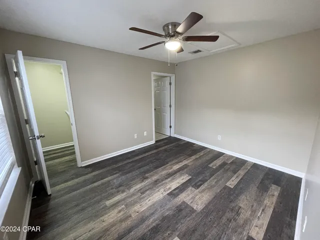 $1,400 | 7102 North Lagoon Drive, Panama City, FL 32408