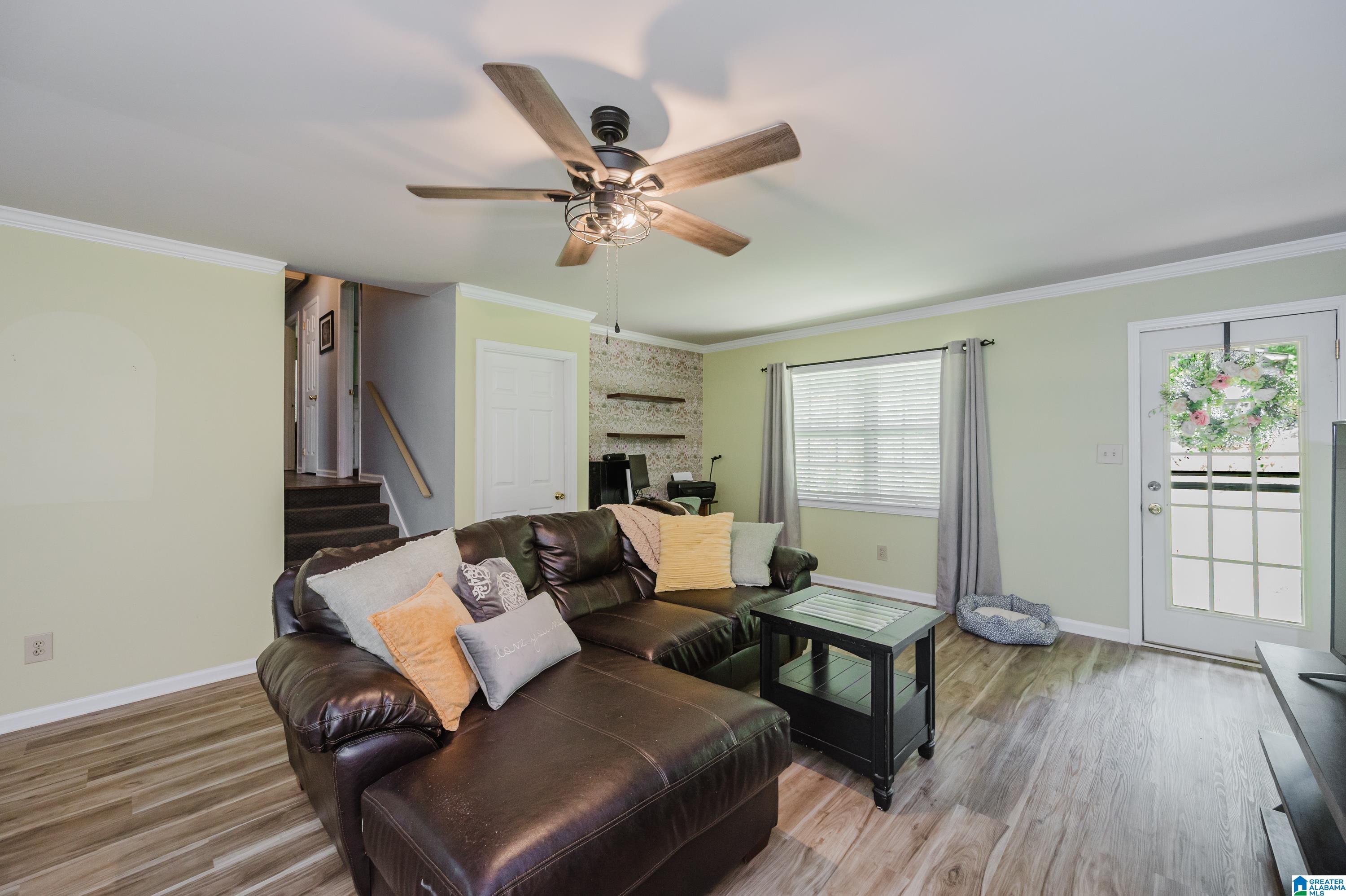 205 Dale Drive Alabaster, AL 35007 - Photo 5 of 40