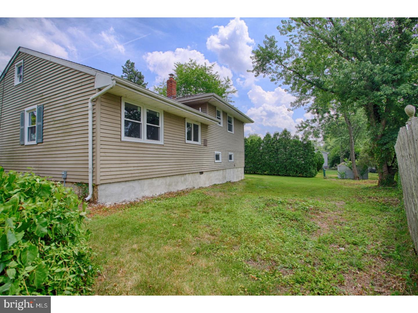 200 Avon Road Cherry Hill, NJ 08034 - Photo 4 of 20 Gallery Image 4
