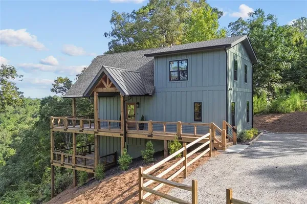 $850,000 | 1510 Marie Drive, Talking Rock, GA 30175