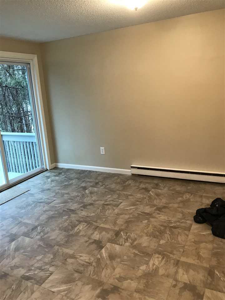 57 R Derryfield Road Derry, NH 03038 - Photo 5 of 10